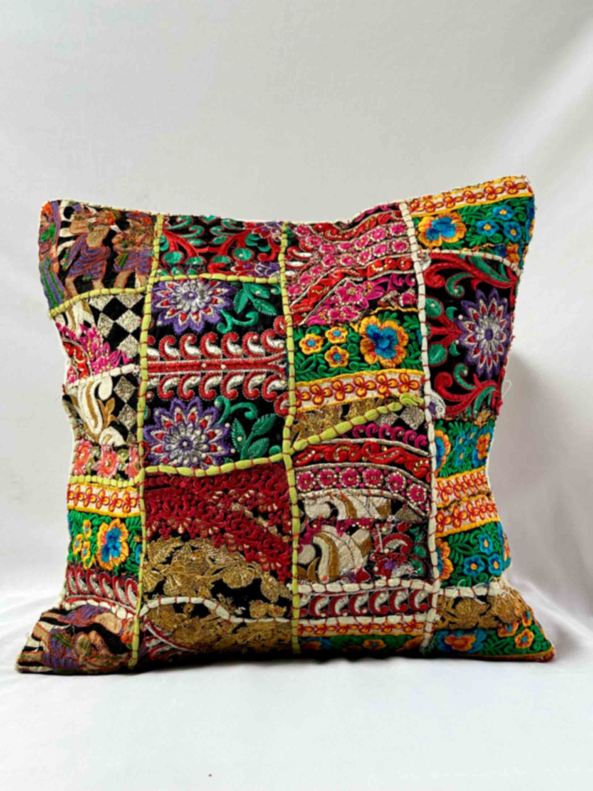 Miraj - embroidered cushion cover 16x16