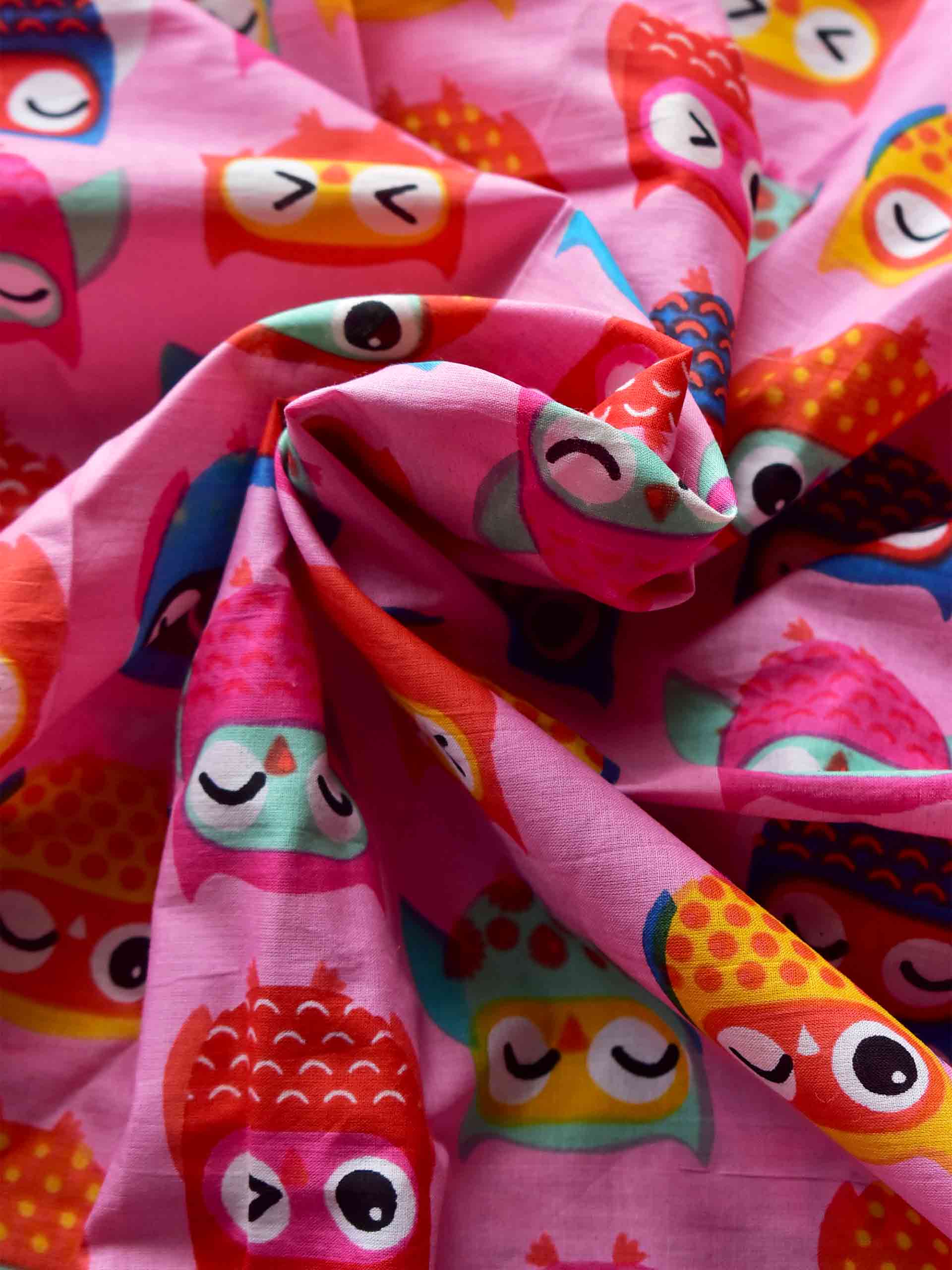 Owls - Printed cotton fabric 250 per meter