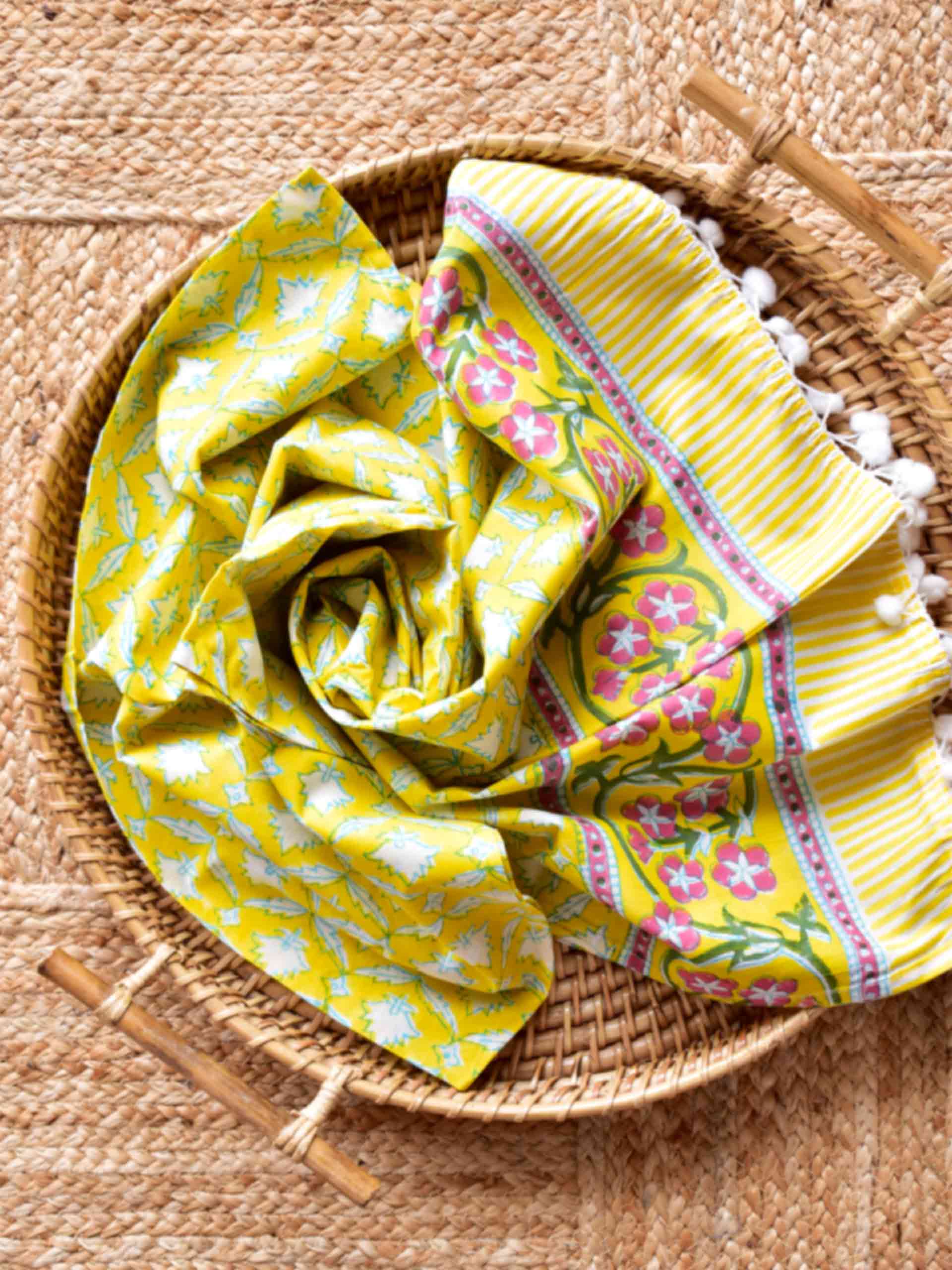 Sunny - Dabu cotton stole