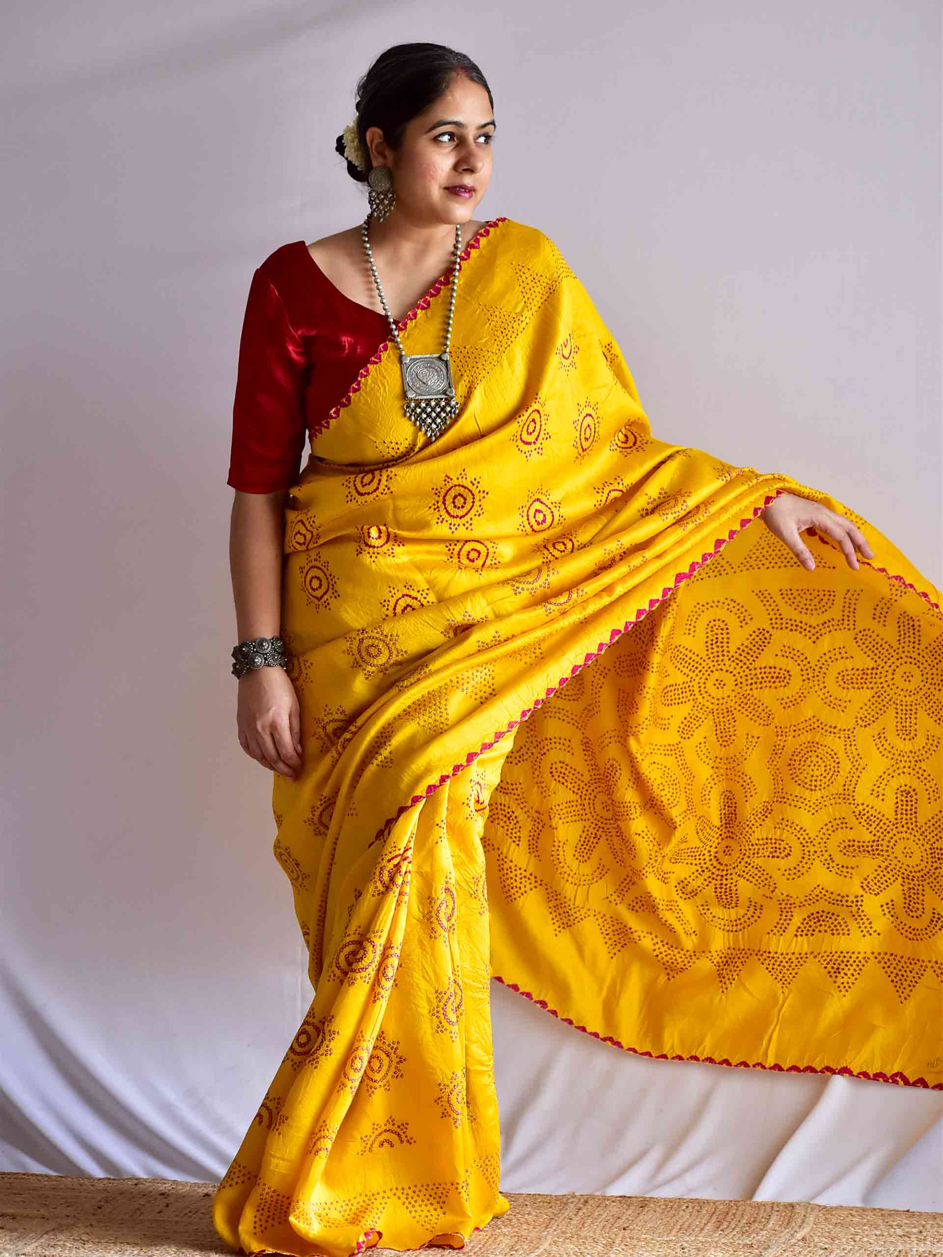 Rehnuma -Chiniya Silk Rai bandhej saree