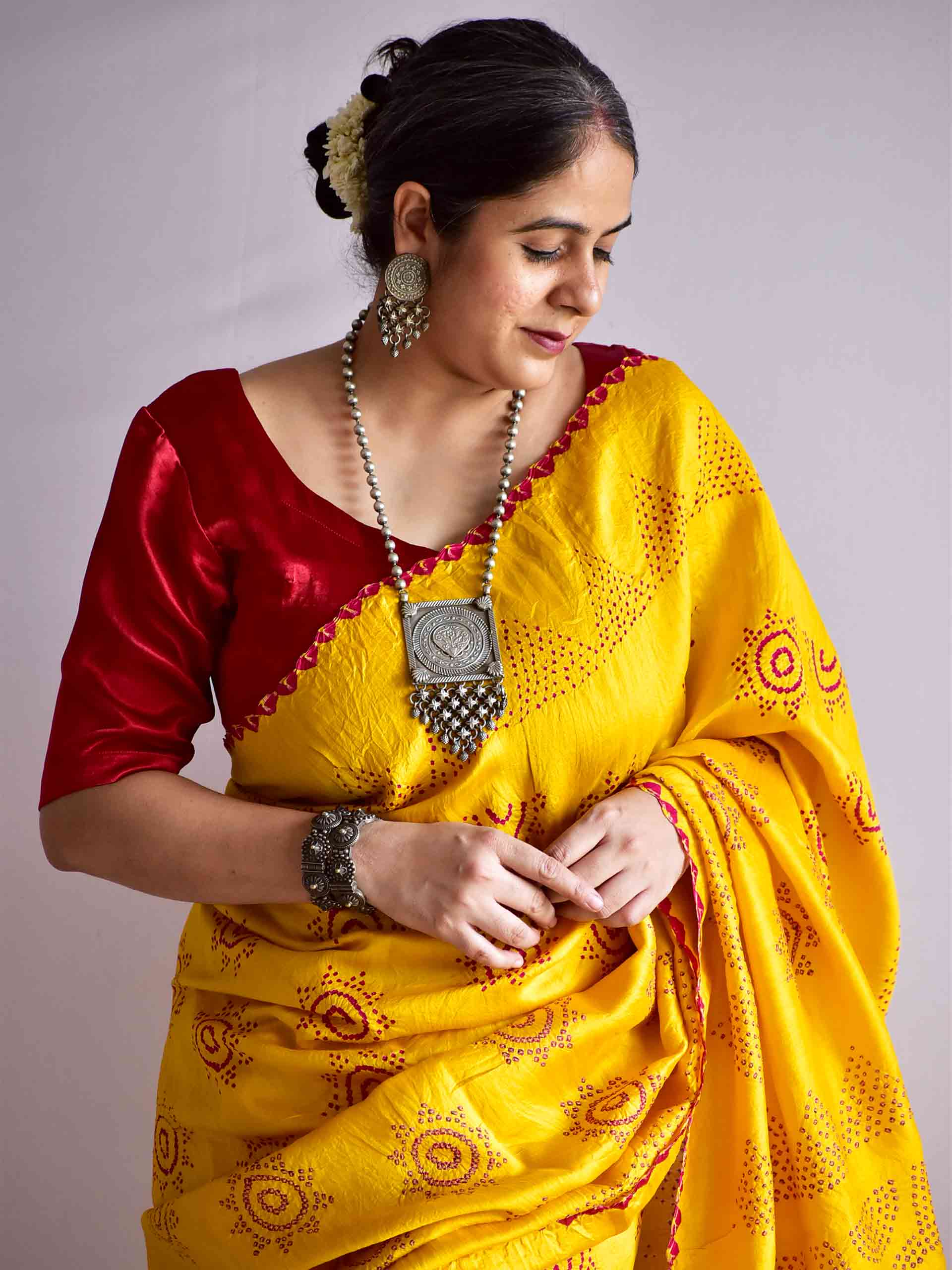 Rehnuma -Chiniya Silk Rai bandhej saree