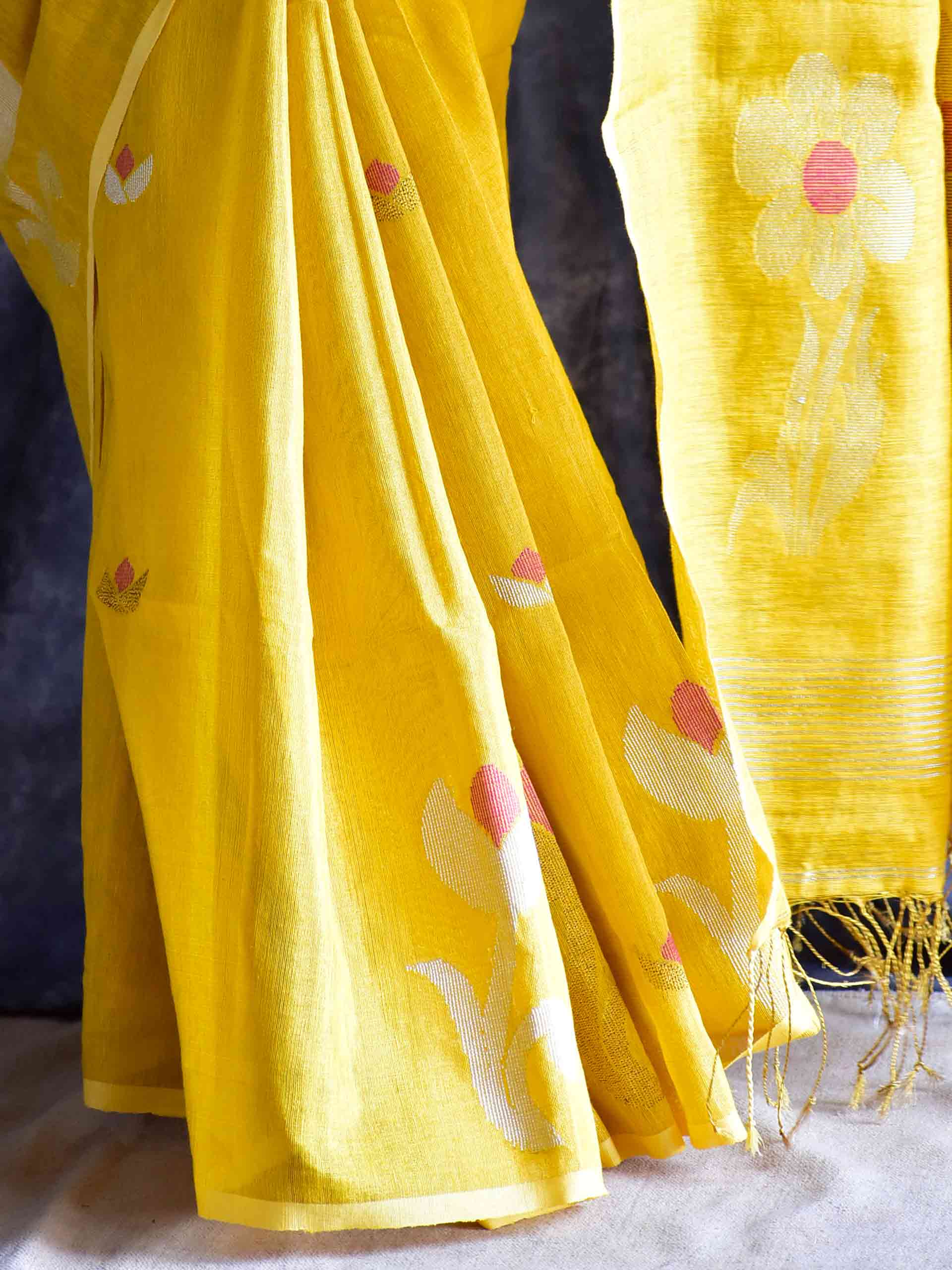 Gulnaar - Linen Tissue Saree