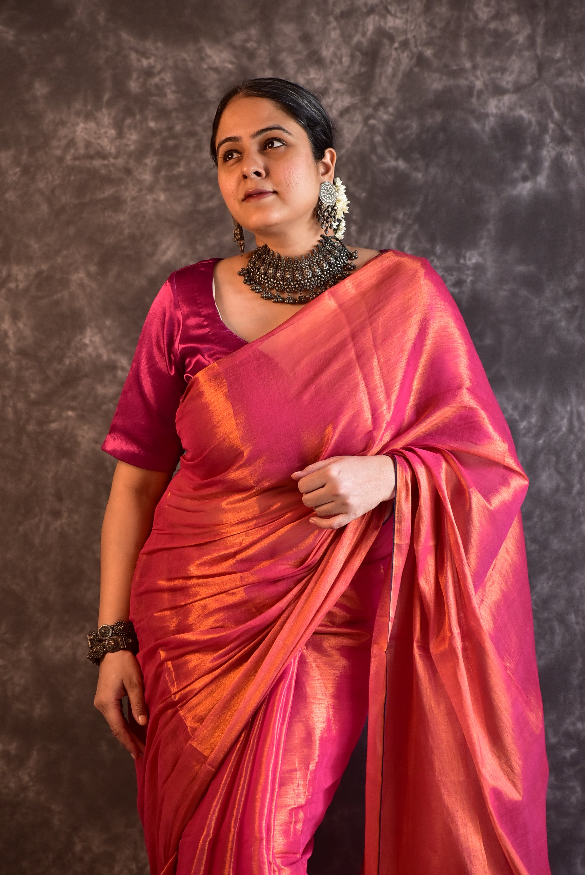 Bulandi - Tissue saree