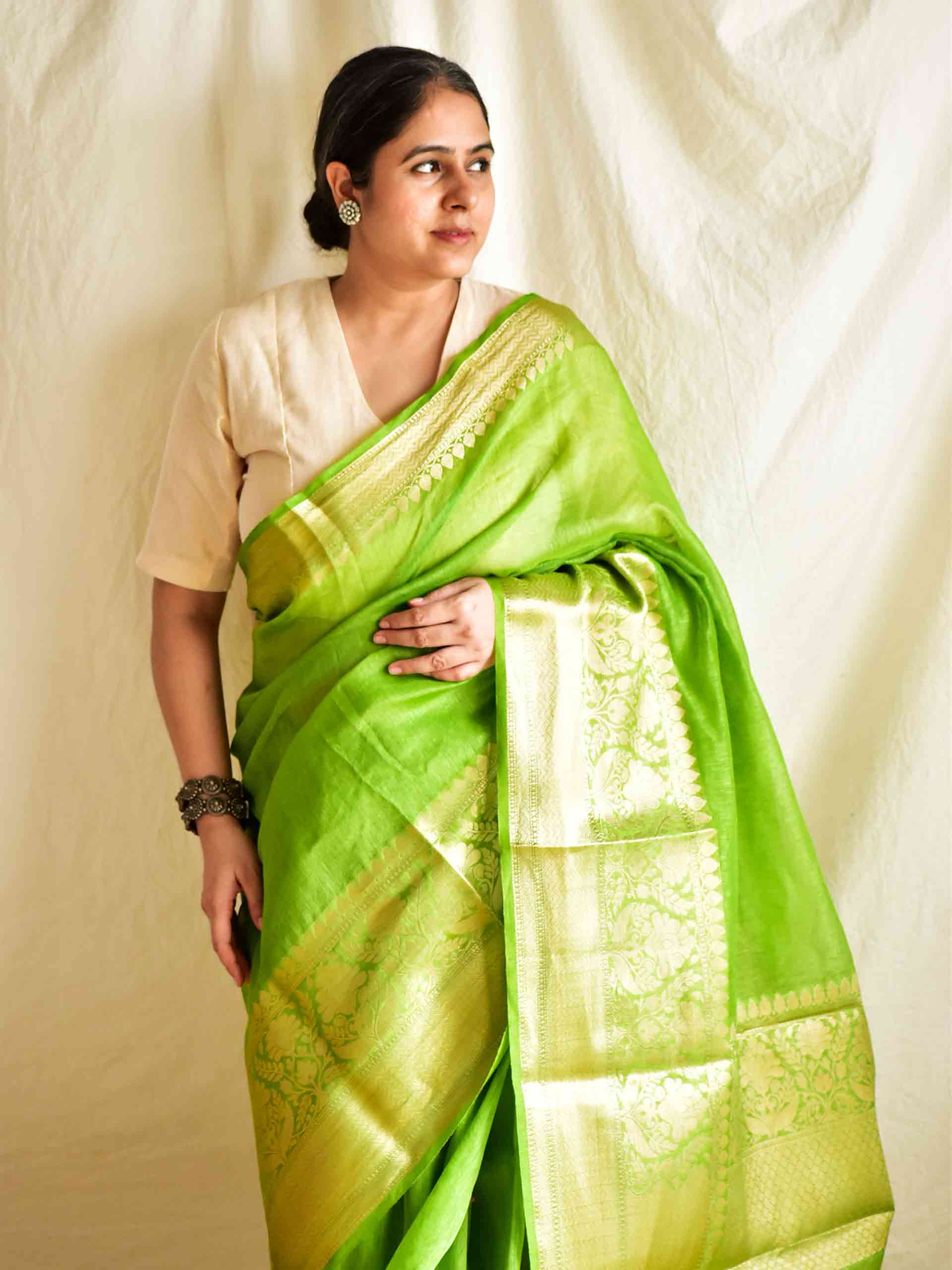 Buland  - Linen zari saree