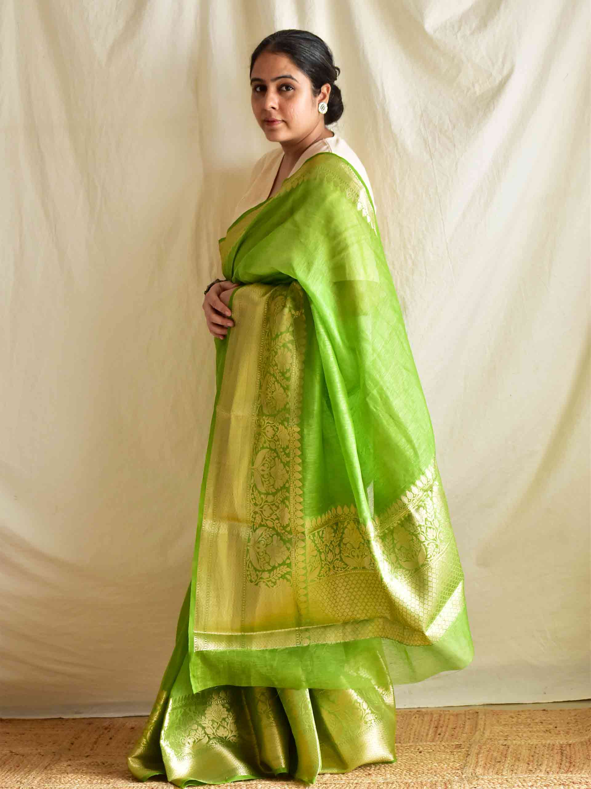 Buland  - Linen zari saree