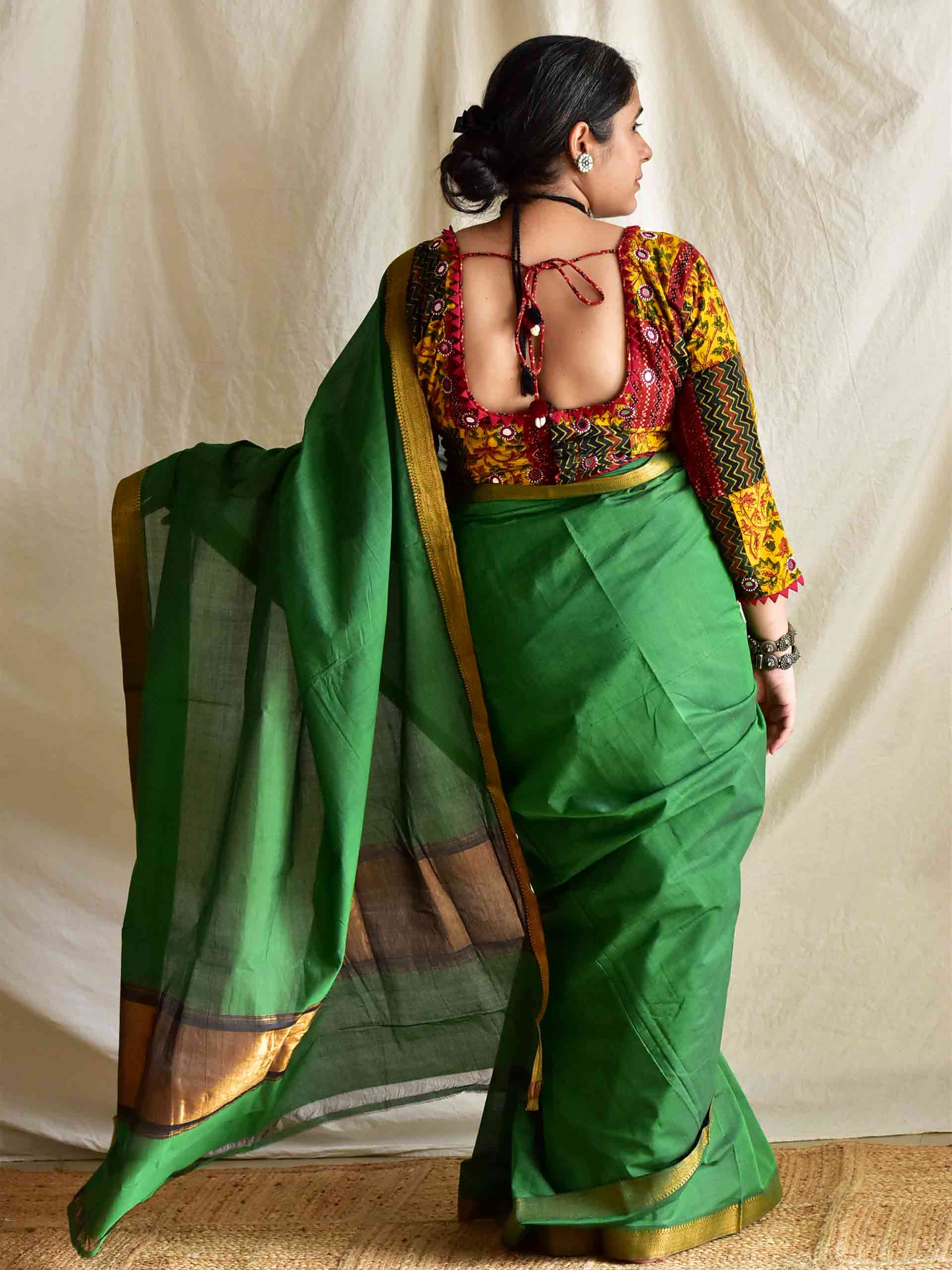 Mosiki - Maheshwari cotton saree