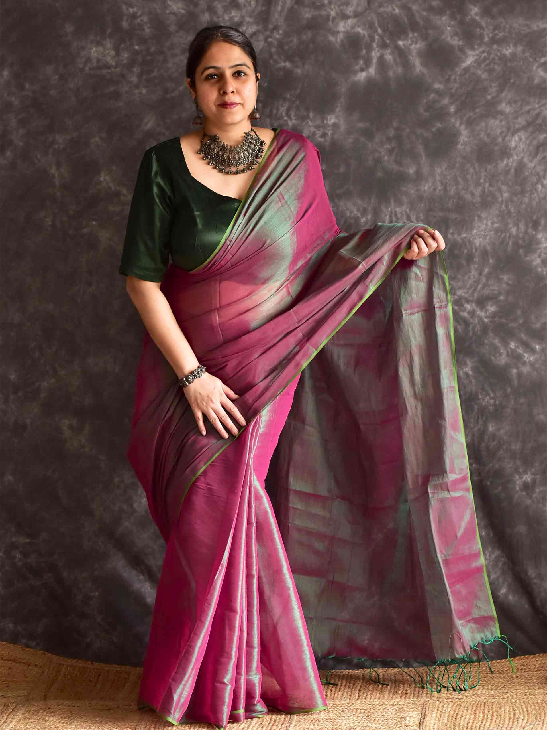 Gud dali - Tissue saree