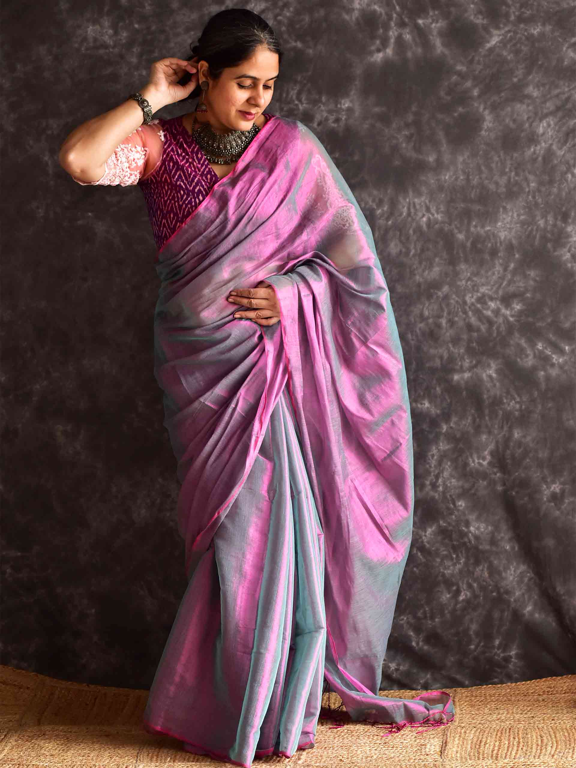 Menaka - Tissue saree