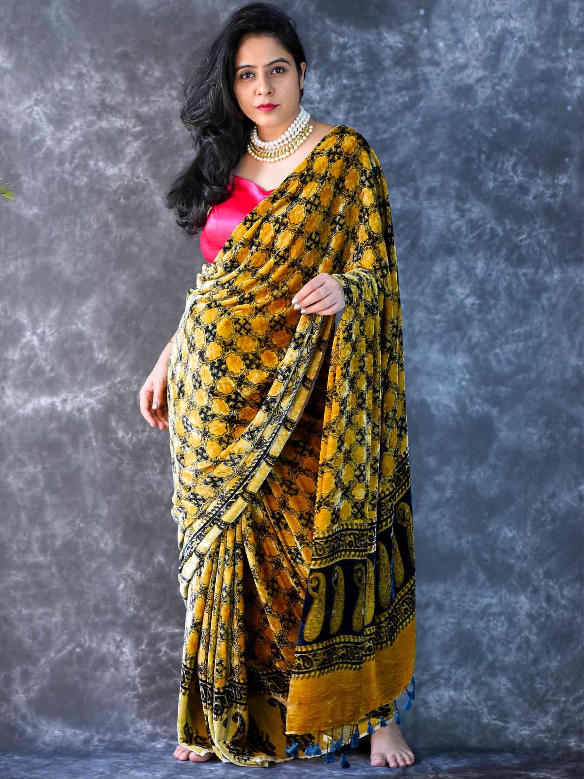 Buy Black And Gold Saree Online In India India